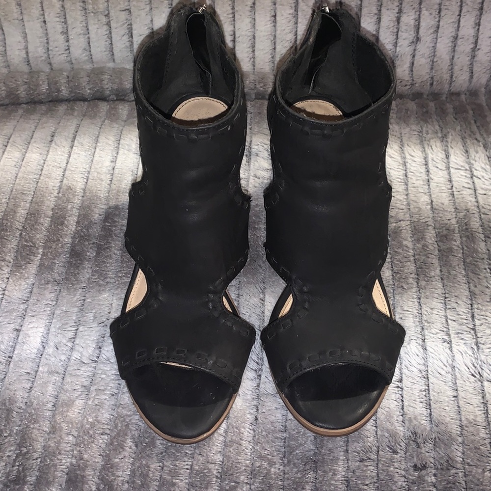 Xappeal Bree Black Open Toe Black Chunk Heal Zip Back Shoes Sz 8